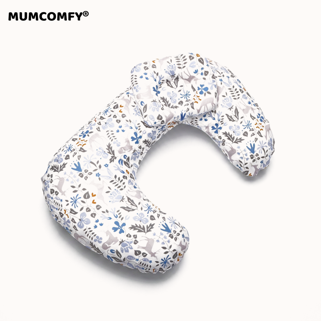 Coussin d'allaitement Papillon Duo Petites Fleurs Bleues — packshot MUMCOMFY